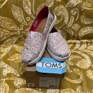 TOMS Classic Candy Cane Glitter Party sz Youth 4